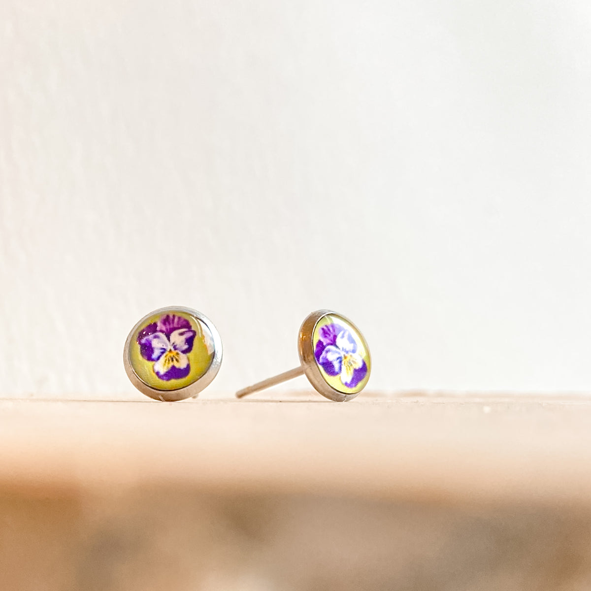 Pansy Studs